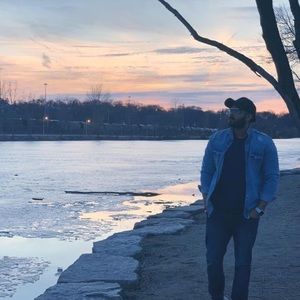 Meet your Posher, Jasmit